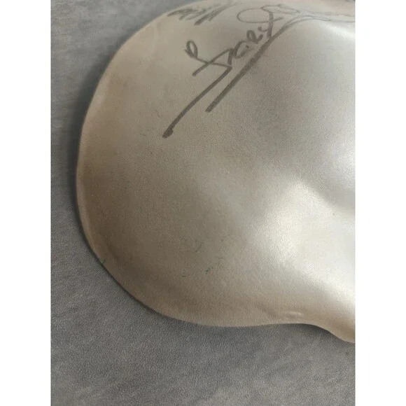 Vintage Broadway Phantom Of The Opera Mask 1988 SIGNED Franc D'Ambrosio W/ Box - Picture 7 of 12